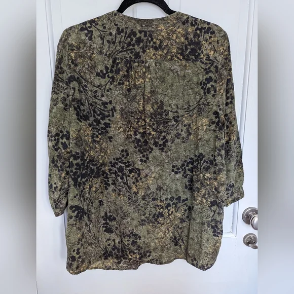 Banana Republic Womens 14 100% silk button blouse top green flower print - Picture 2 of 11